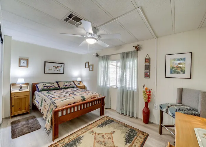 Holiday home Near Hiking & Wineries: Charming Camp Home!