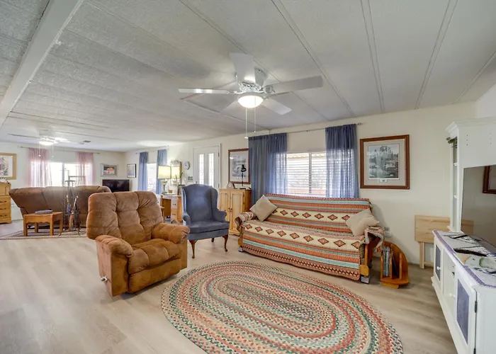 Holiday home Near Hiking & Wineries: Charming Camp Home! *